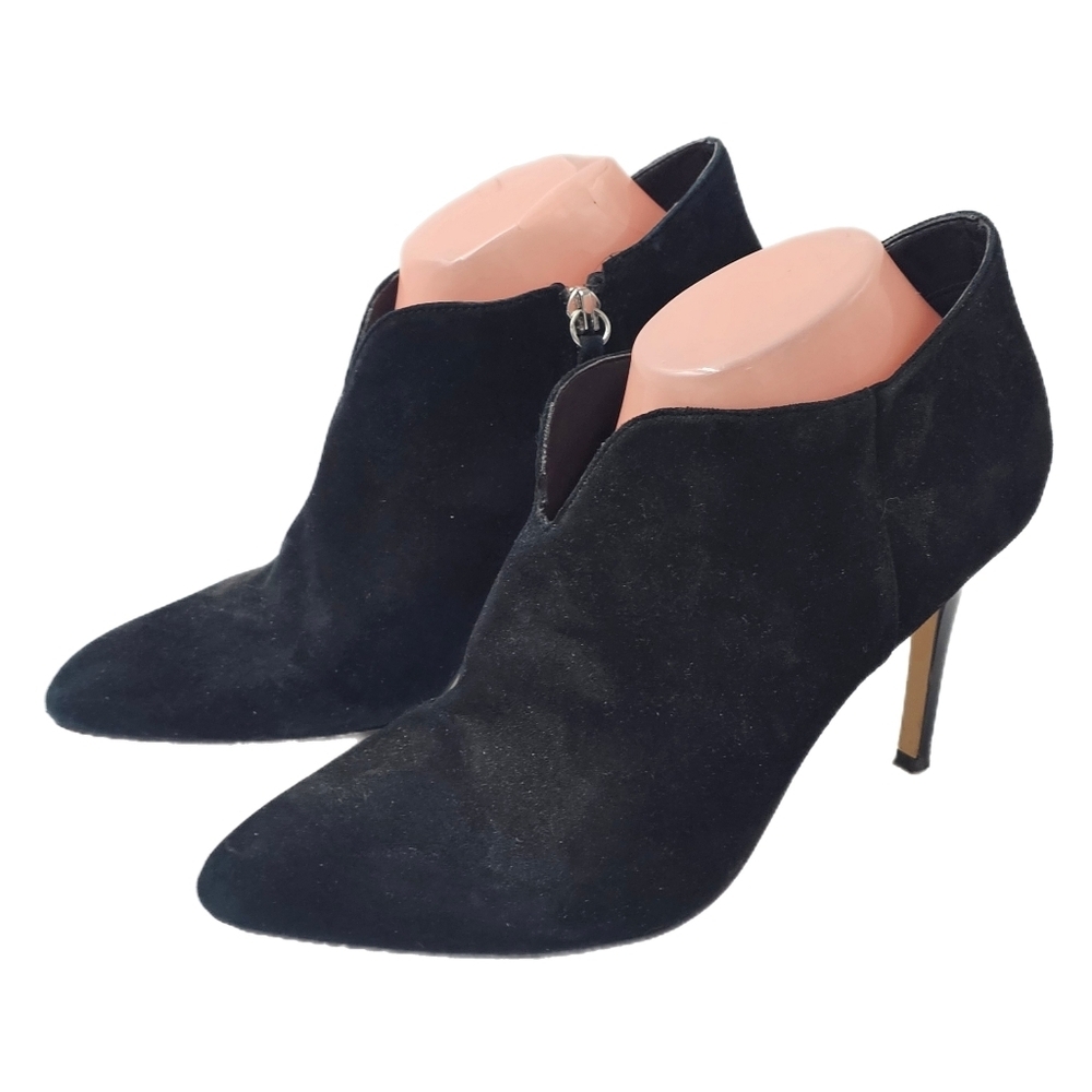 White House Black Market Suede Ankle Booties Size 10 Black V Cut